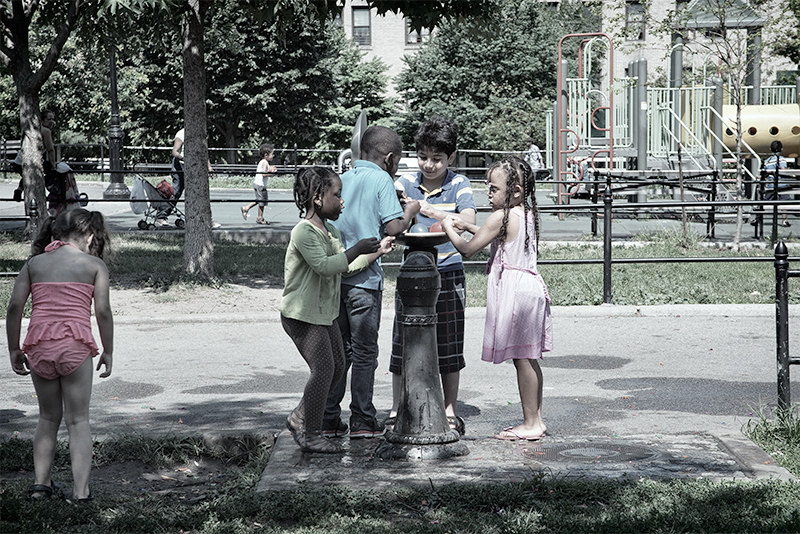 Children at a fountain.