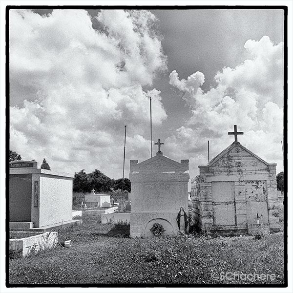 Cemetery mausoleums