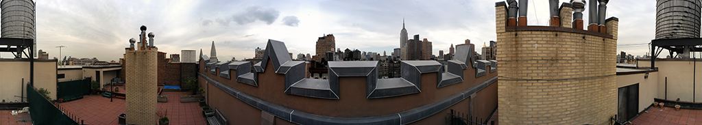 360 degree view on city rooftop
